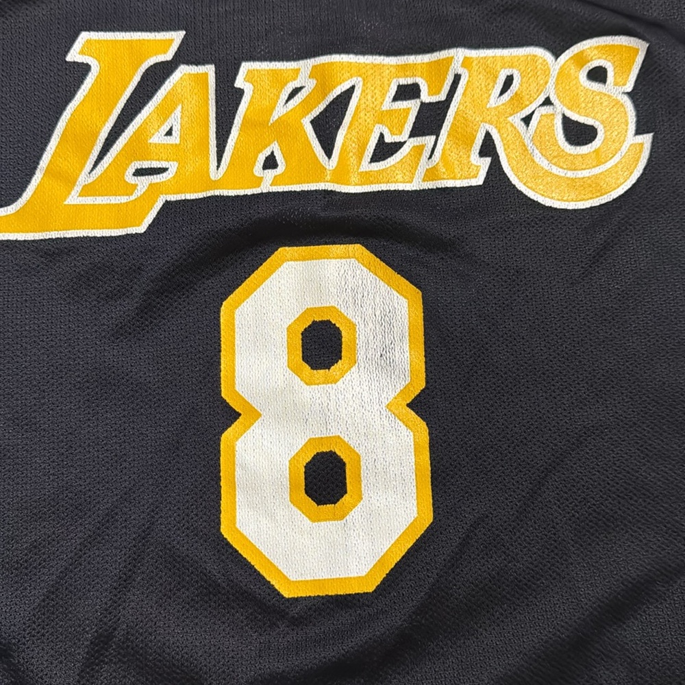 Vintage Kobe Bryant 8 Los Angeles Lakers NBA Jersey Champion Black Yellow-XL - Picture 10 of 11